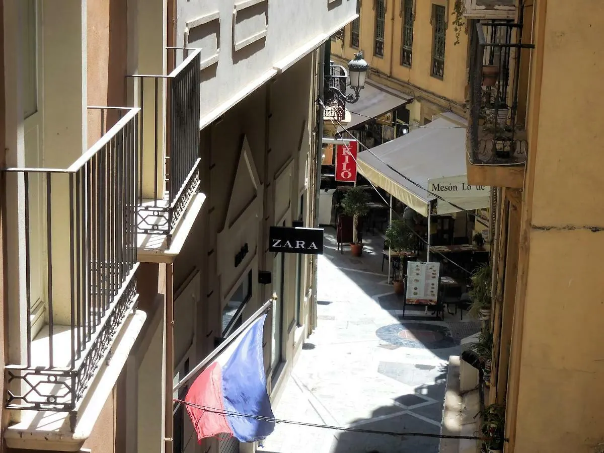 Dreamsuites Marin Garcia. Málaga 0*,